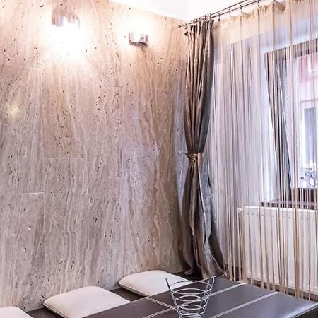 Piata Sfatului Central Confort 브라쇼브 외부 사진